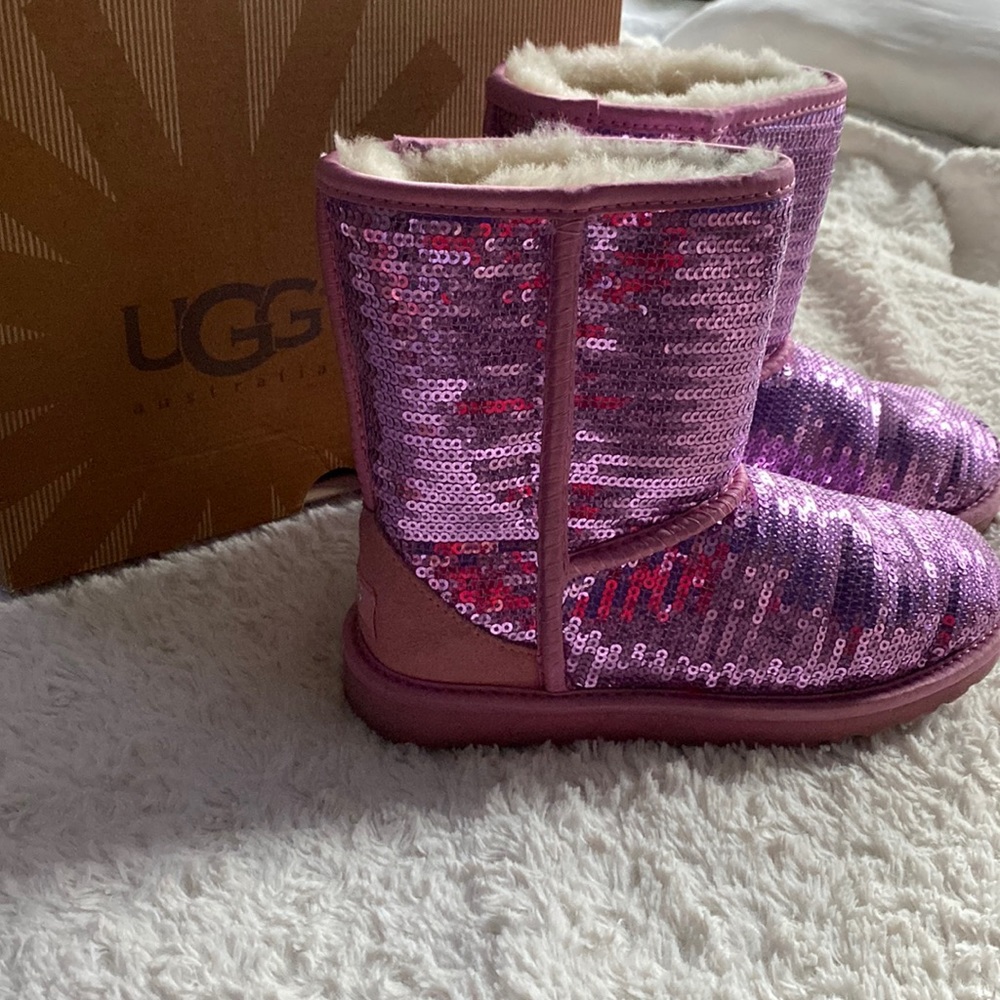 K Classic short sparkles kids UGG Australia boots